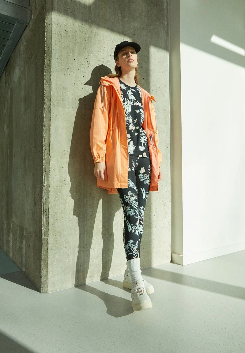 Columbia Mujer LODGE™ PRINT 7/8 TIGHT - Leggings - Black Radical 1 Columbia Mujer LODGE™ PRINT 7/8 TIGHT - Leggings - Black Radical