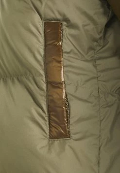 Columbia Mujer PIKE LAKE™ LONG JACKET - Abrigo De Invierno - Stone Green/olive Green -Columbia Tienda De Ventas 37d1b5f88e2b4e5fa599740320f8422b