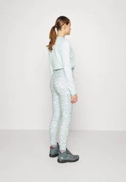 Columbia Mujer WEEKEND ADVENTURE LEGGING - Medias - Chalk -Columbia Tienda De Ventas 4b72ac515c1d4989a2f301bde2c1a12c