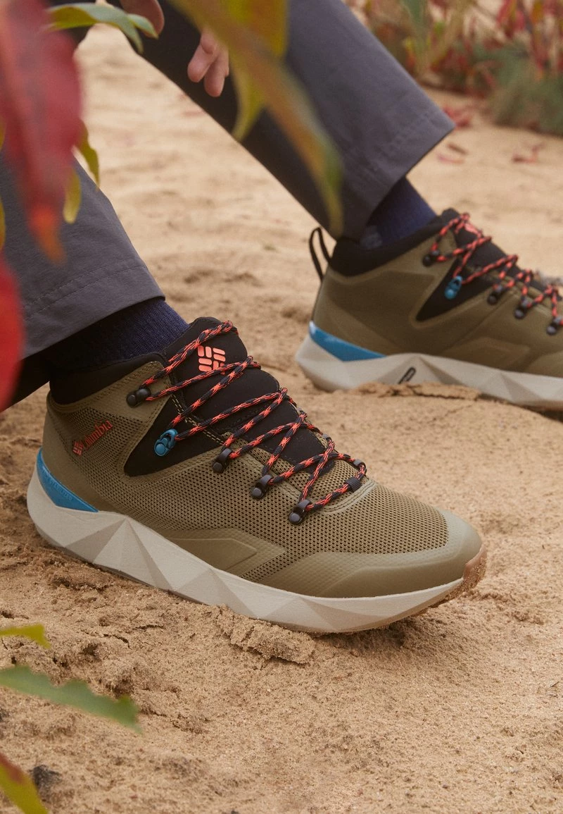 Columbia Hombre FACET 60 OUTDRY - Zapatillas De Senderismo - New Olive/black 3 Columbia Hombre FACET 60 OUTDRY - Zapatillas De Senderismo - New Olive/black - Imagen 3