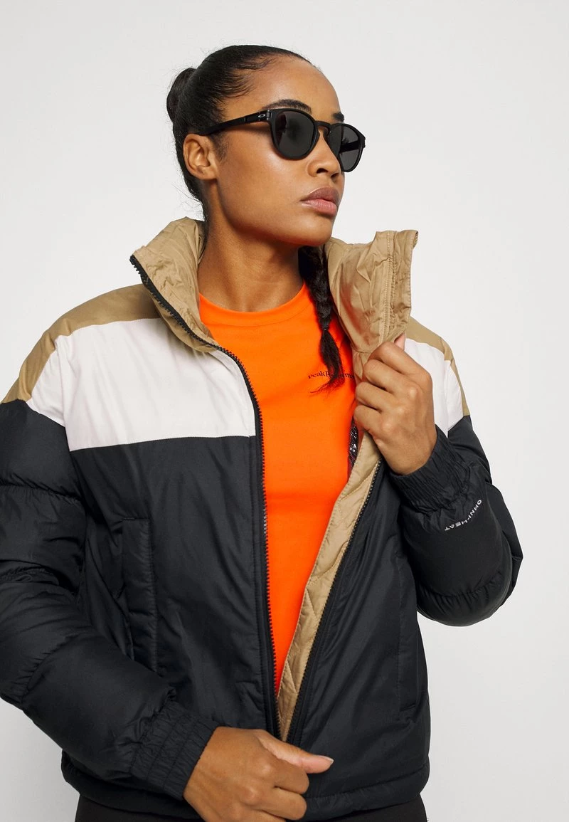 Columbia Mujer PIKE LAKE™ CROPPED JACKET - Chaqueta De Invierno - Black/chalk/beach 4 Columbia Mujer PIKE LAKE™ CROPPED JACKET - Chaqueta De Invierno - Black/chalk/beach - Imagen 4