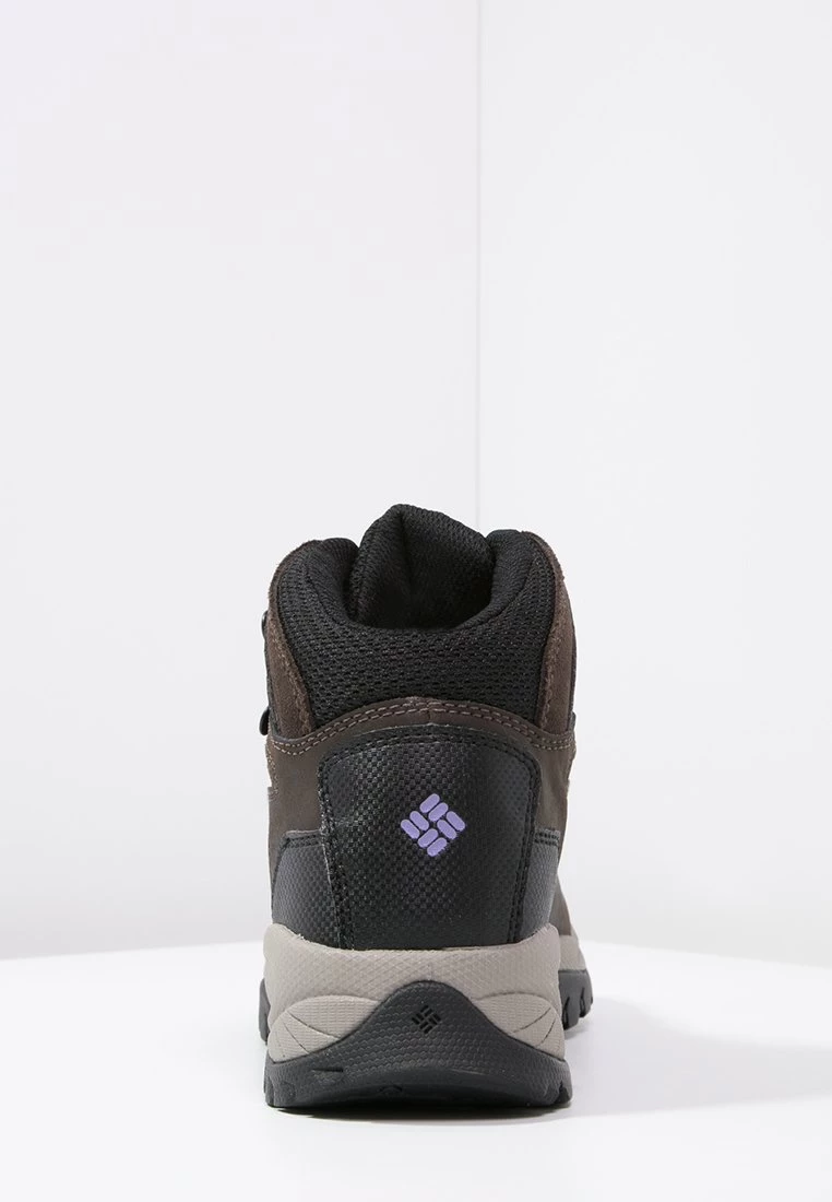 Columbia Mujer NEWTON RIDGE PLUS - Zapatillas De Senderismo - Crown Jewel 4 Columbia Mujer NEWTON RIDGE PLUS - Zapatillas De Senderismo - Crown Jewel - Imagen 4