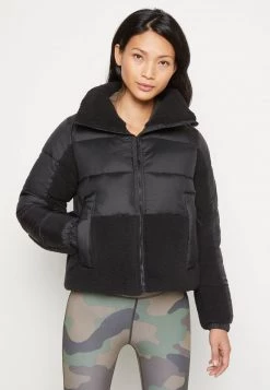 Columbia Mujer LEADBETTER POINT™ SHERPA HYBRID - Chaqueta De Invierno - Black